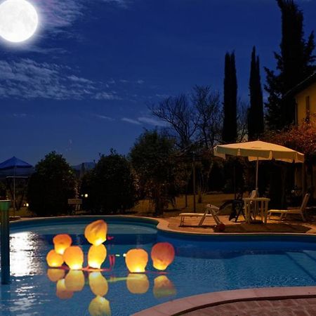 Aparthotel Subretia Residenze Di Campagna Fabbri Exterior foto