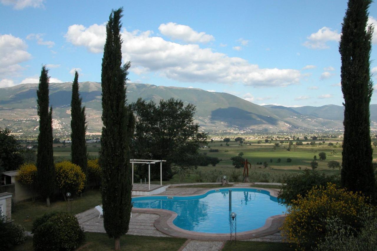Aparthotel Subretia Residenze Di Campagna Fabbri Exterior foto