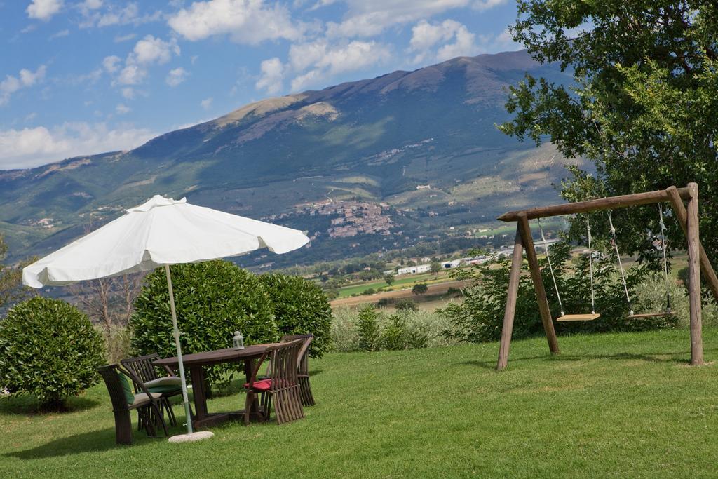 Aparthotel Subretia Residenze Di Campagna Fabbri Exterior foto