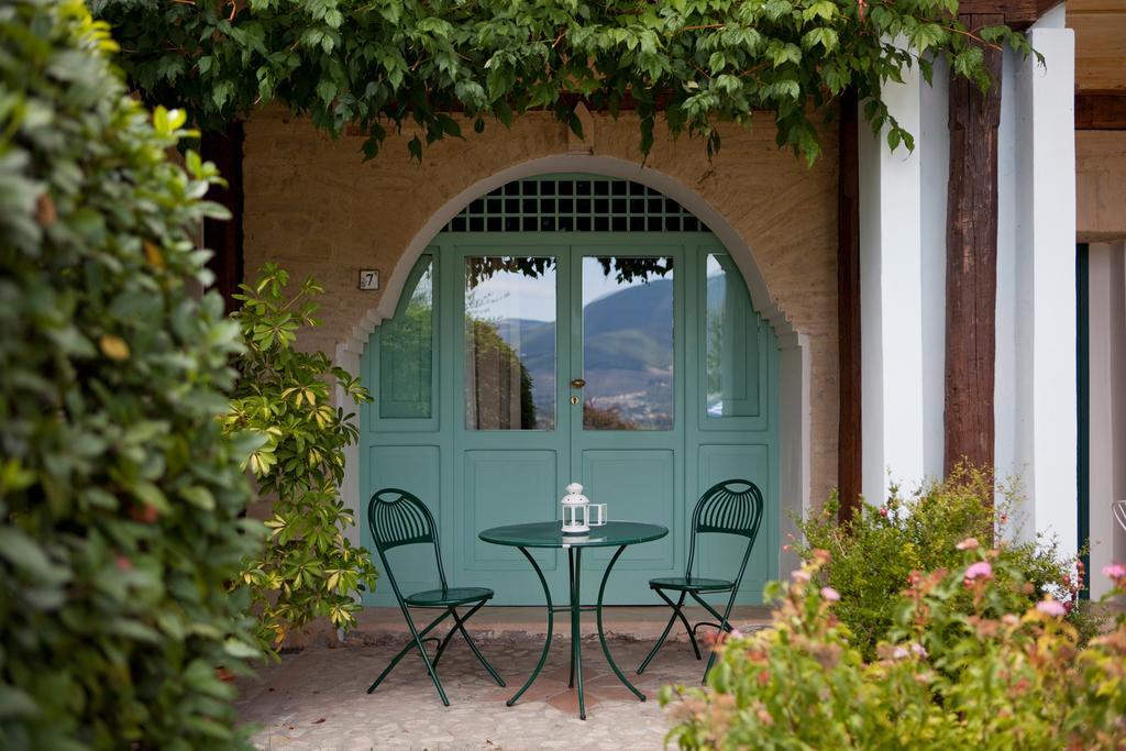 Aparthotel Subretia Residenze Di Campagna Fabbri Exterior foto